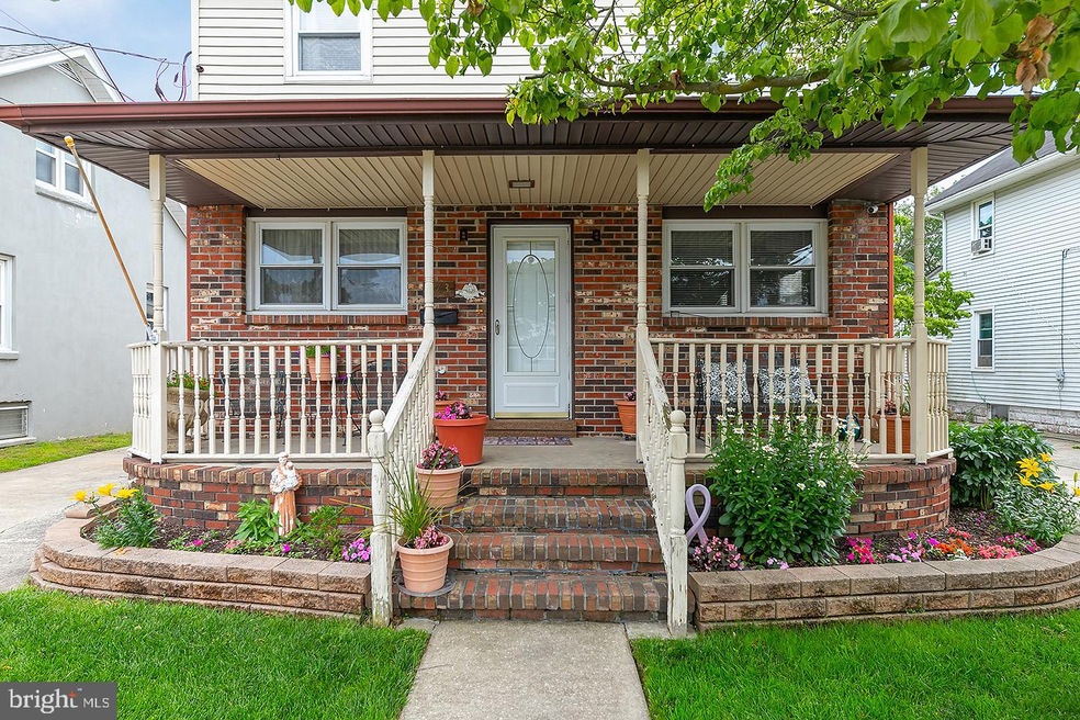 573 Mantua Ave, Paulsboro, NJ 08066 - photo 1