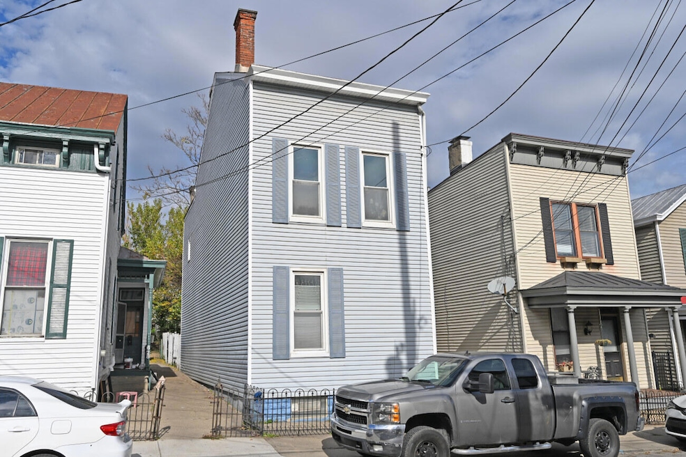 626W12thSt_1