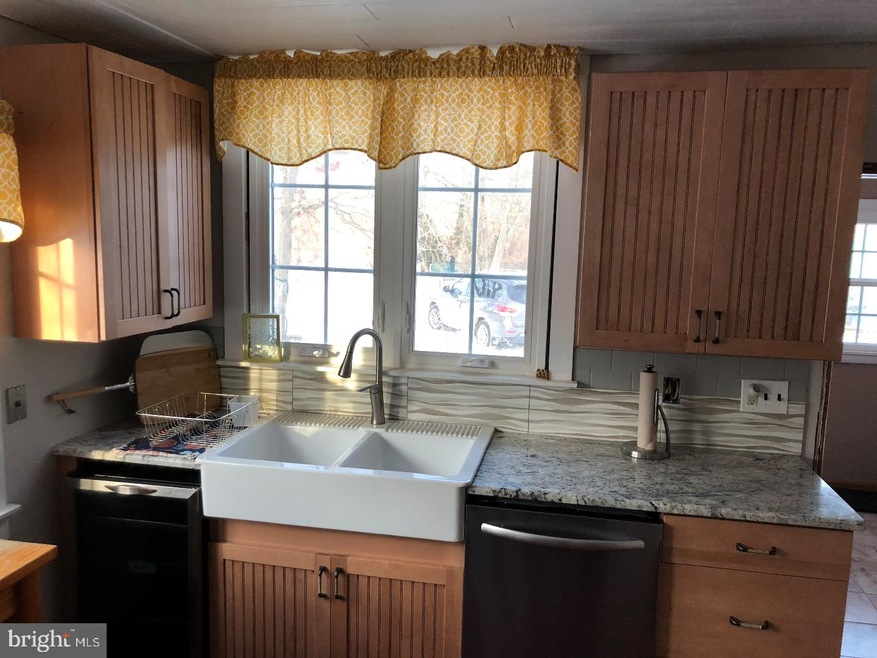 594 Marks Rd, Somers Point, NJ 08244 - photo 1