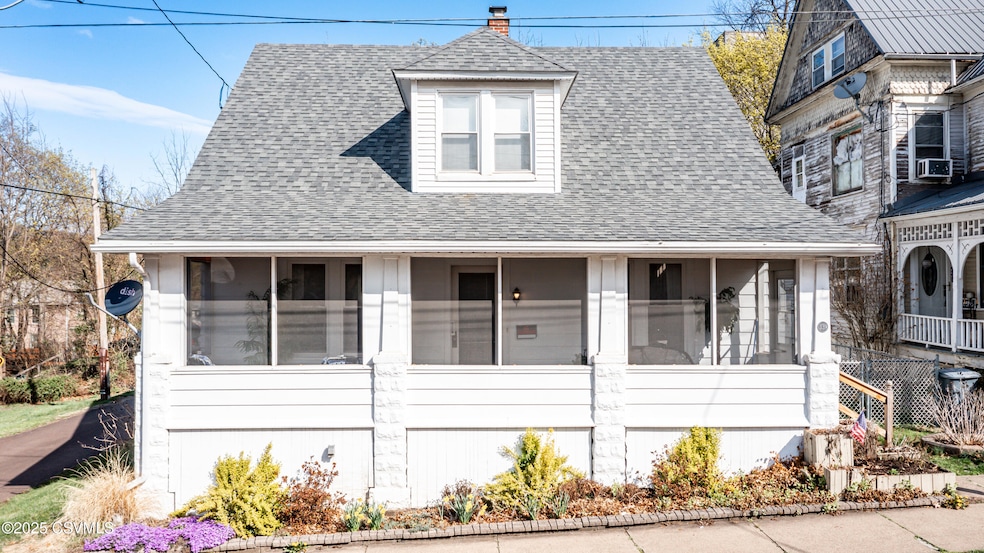 339 W 4th St, Bloomsburg, PA 17815 - photo 1
