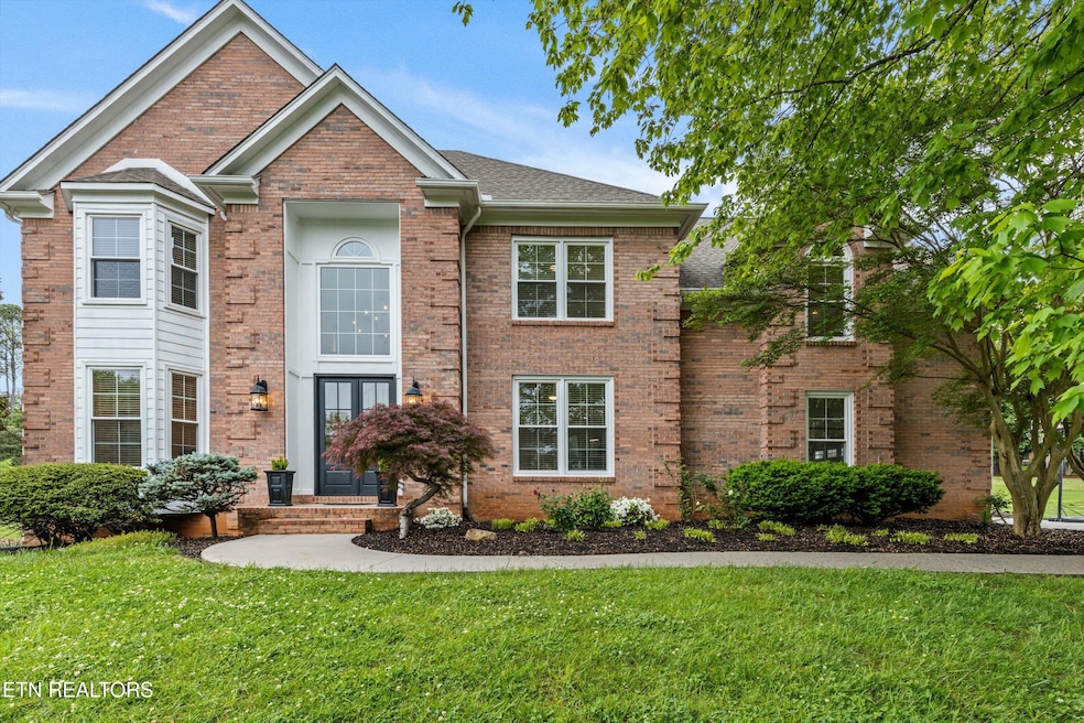 Sold $979,000