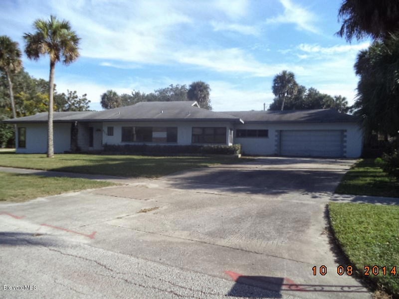201 Beverly front marketing view