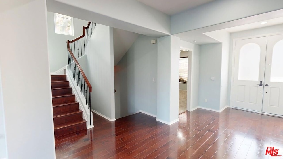 5655 Como Cir, Woodland Hills, CA 91367 - photo 1