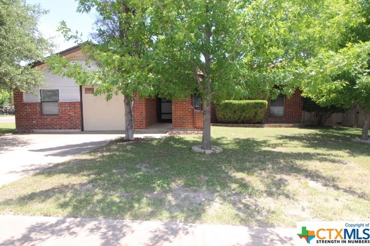 2001 Pleasant Ln, Copperas Cove, TX 76522 - photo 1