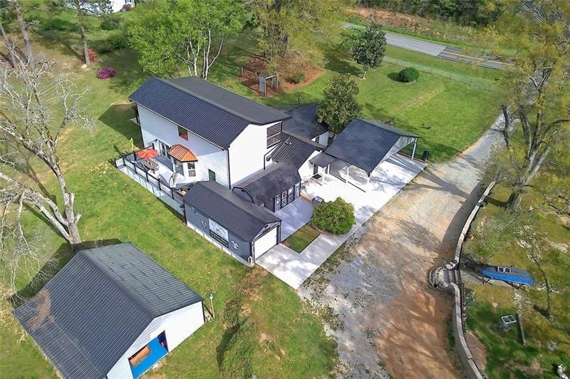 Just a snap shot of a portion of your 3+ac oasis!