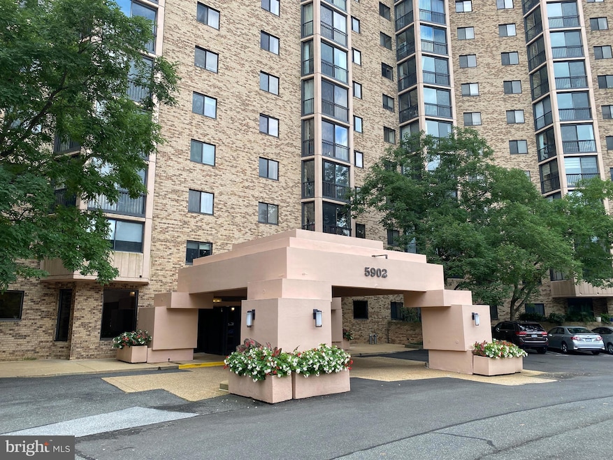 Montebello unit 1102, Alexandria, VA 22303 - photo 1