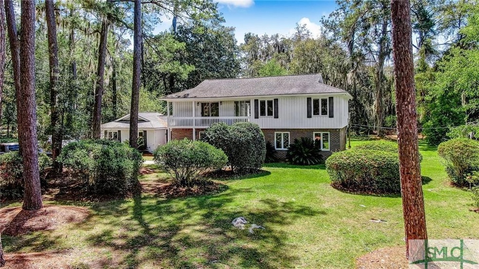 825 Dancy Ave!