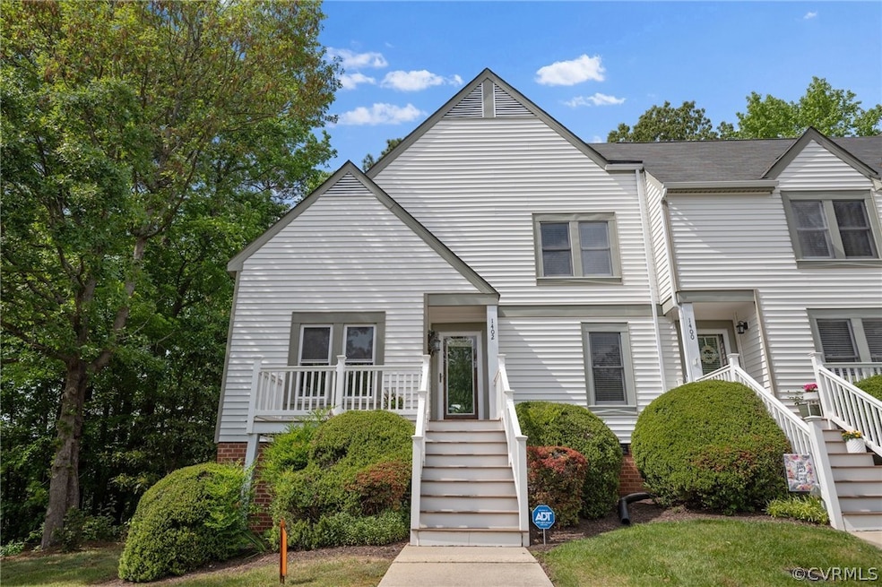Gorgeous end unit in the community, located off of