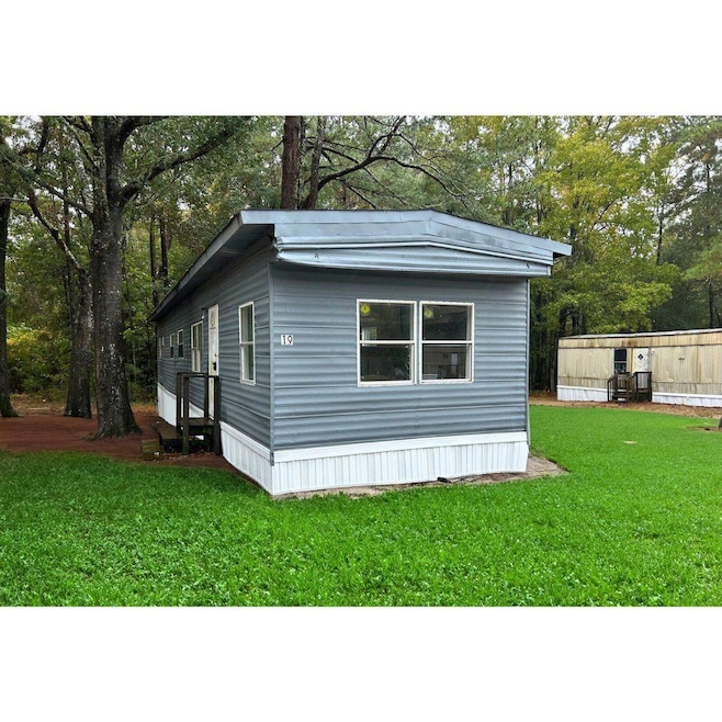 4502 E Old Marion Hwy unit 19R, Florence, SC 29506 - photo 1