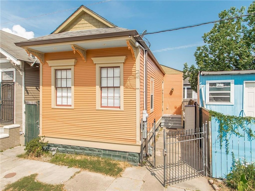 705 N Gayoso St, New Orleans, LA 70119 - photo 1