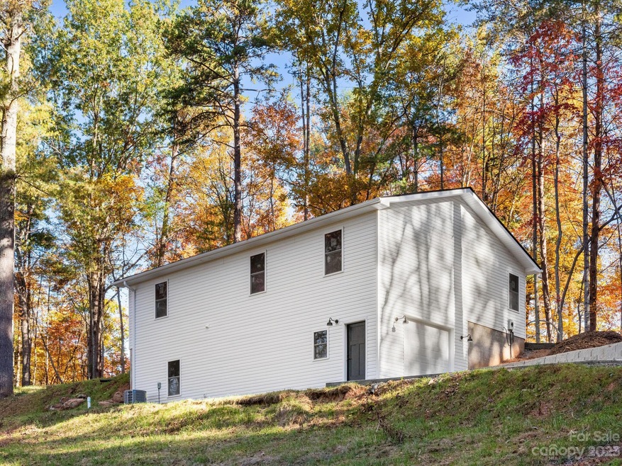 32 Shire Way Ln, Leicester, NC 28748 - photo 1