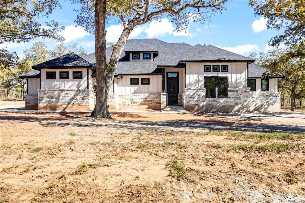 164 Hondo Ridge, La Vernia, TX 78121 - photo 1