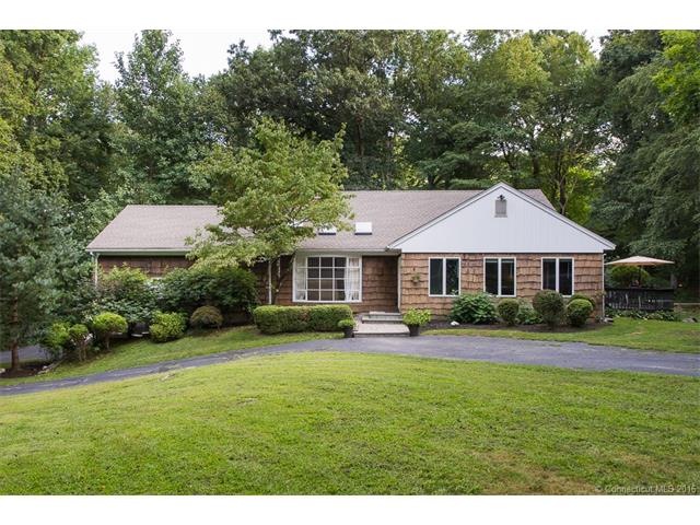 Welcome to 8 Pine Hill Road!