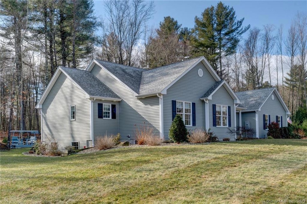 5 Hunters Ridge, Columbia, CT 06237 - photo 1