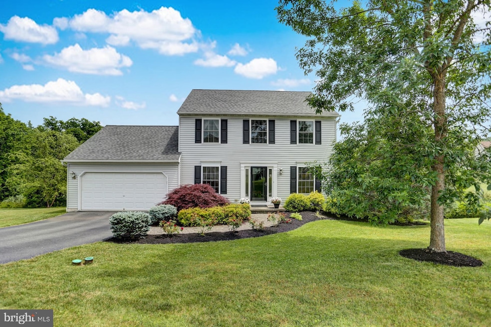 8 Kantner Ln N, Reading, PA 19607 - photo 1