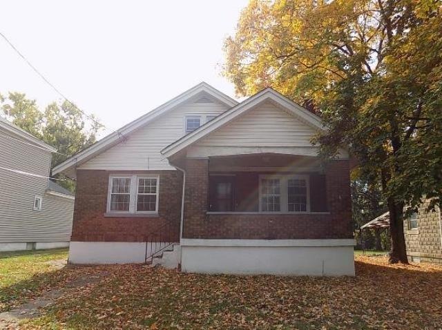 131 W Seventy Third St, Cincinnati, OH 45216 - photo 1