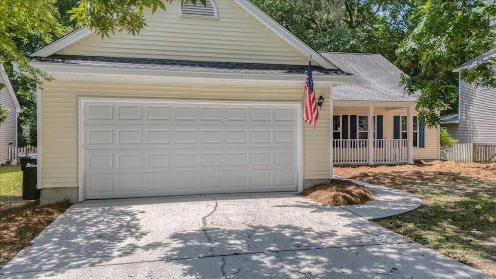 06-3225 Heathland Way-6