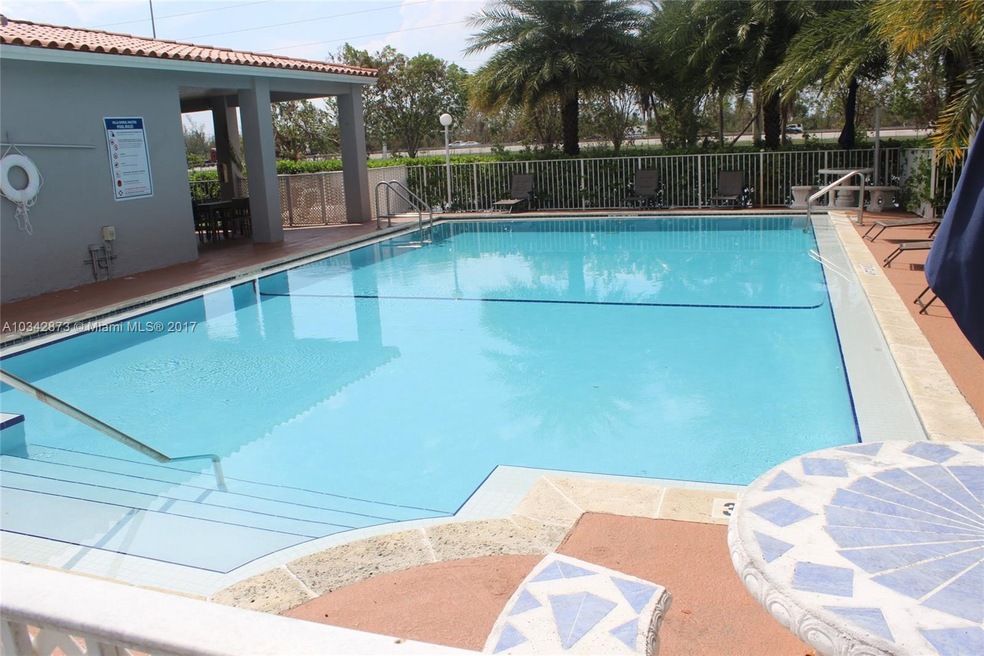 4744 NW 114th Ave unit 203, Doral, FL 33178 - photo 1