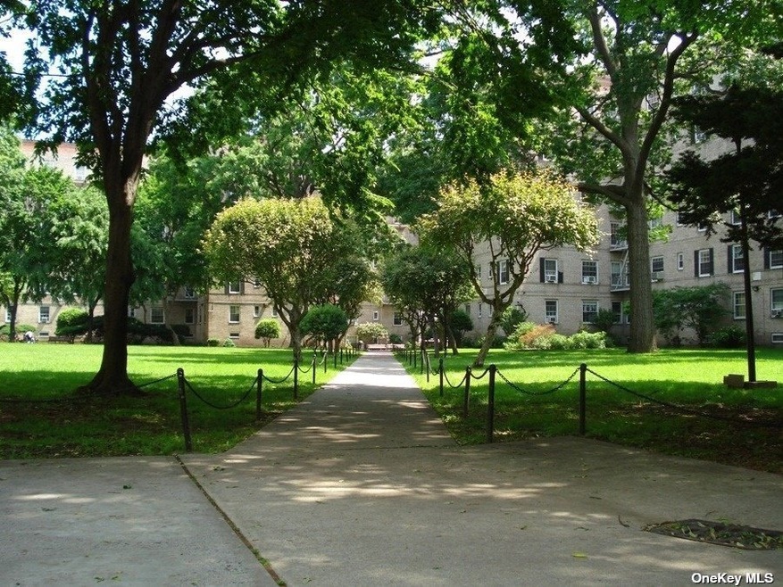 5140 30th Ave unit 5, Woodside, NY 11377 - photo 1