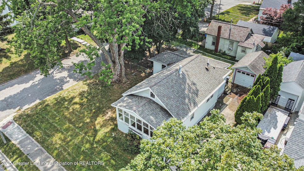 Under Contract $99,900 • Co-Listing Agent