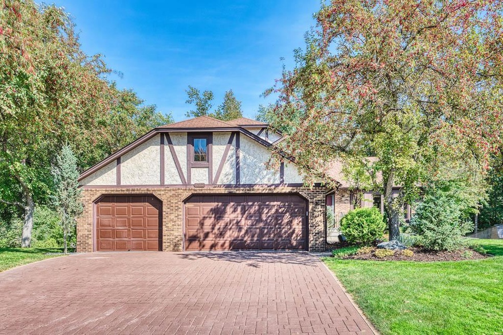 1 - Exterior Front.jpg