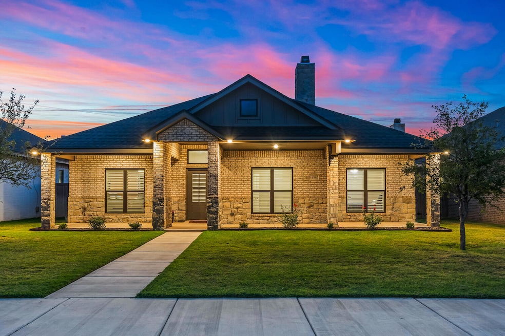 Pending $335,000 • Co-Listing Agent