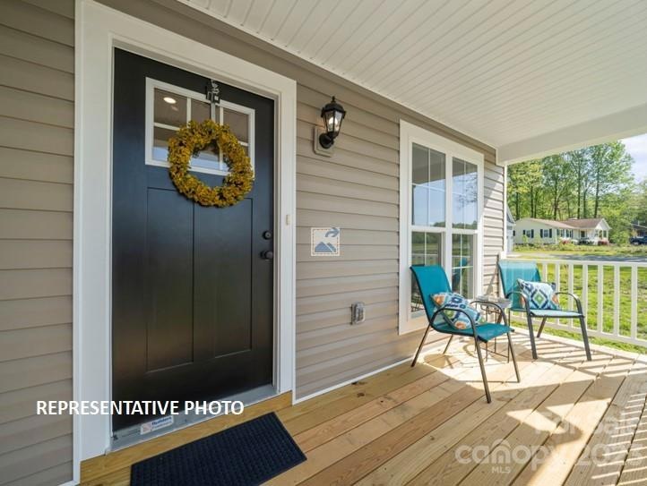 123 Fleming Dr, Statesville, NC 28677 - photo 1