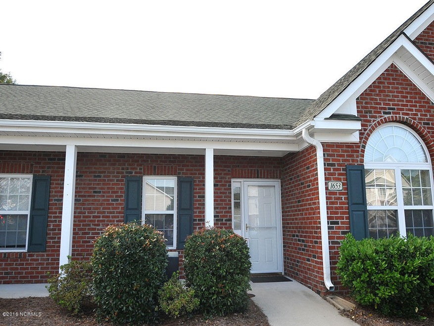 1653 Honeybee Ln