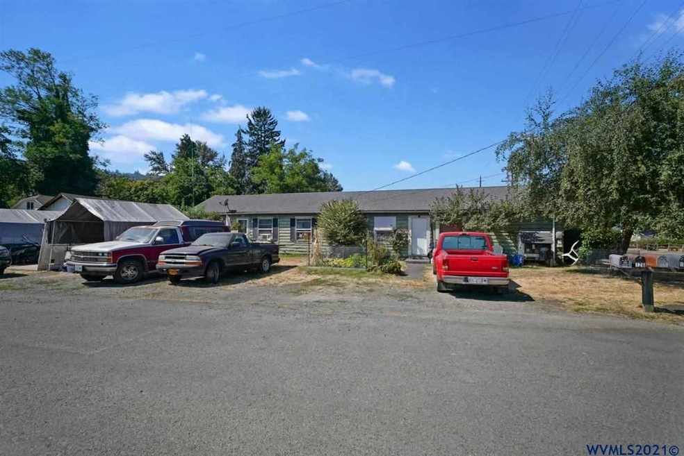129 N 13th St, Lyons, OR 97358 - photo 1