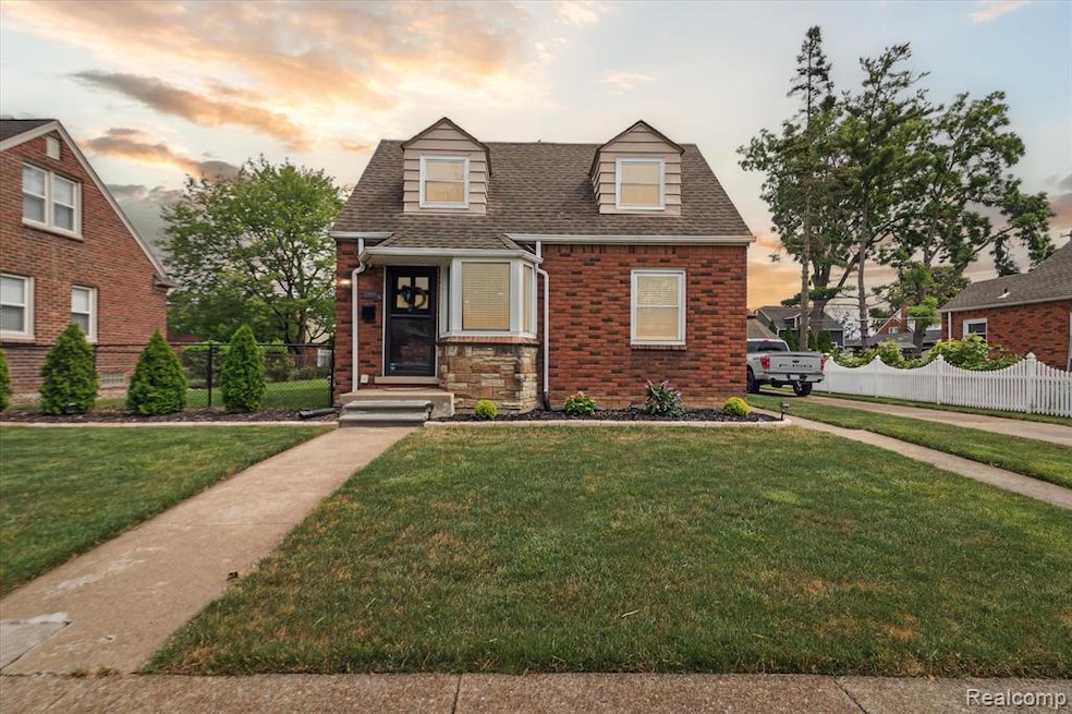 15404 Belmont Ave, Allen Park, MI 48101 - photo 1