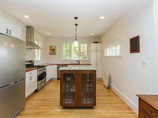 59 Hilburn St, Roslindale, MA 02131 - photo 1