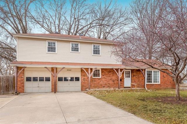 8942 Rene St, Lenexa, KS 66215 - photo 1