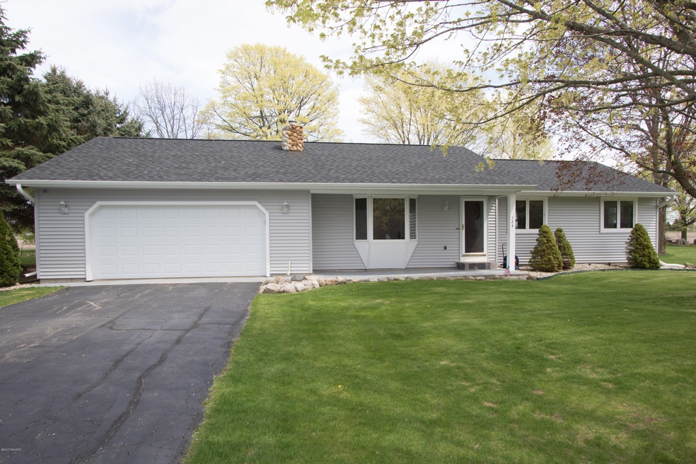 124_Maple_Circle-02