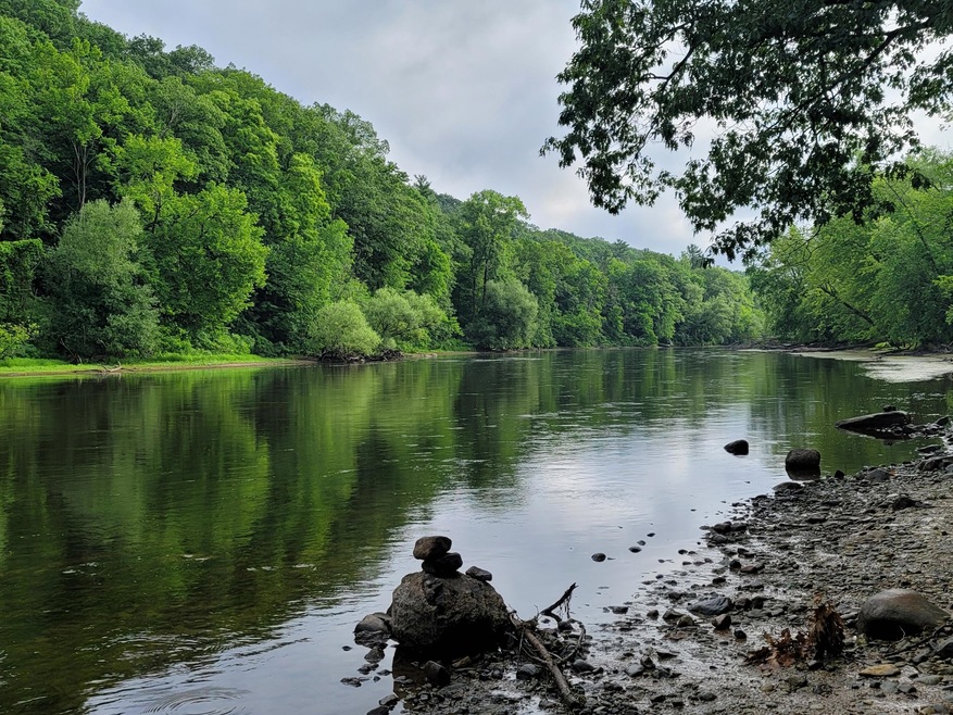 Private Riverfront