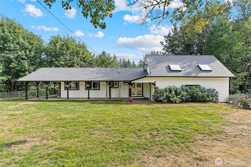 Welcome to the Cromwell Farmhouse!