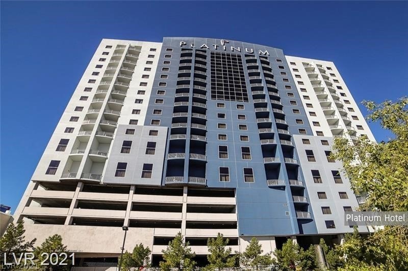 Platinum Hotel