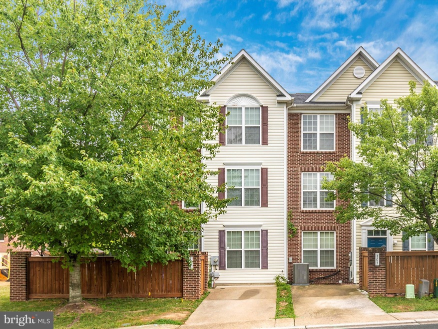 101 Whiskey Creek Cir, Frederick, MD 21702 - photo 1