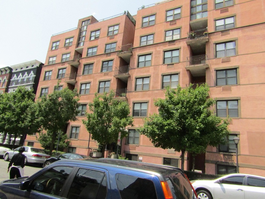 Van Wagenen Terrace unit 6I, Jersey City, NJ 07306 - photo 1