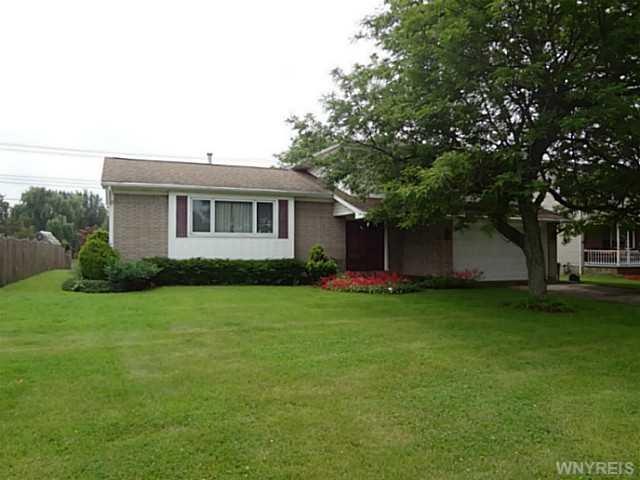 Exterior Front. Welcome to 16 Kennedy Ct.