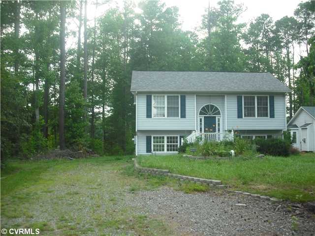 26538 N Anna Dr, Ruther Glen, VA 22546 - photo 1