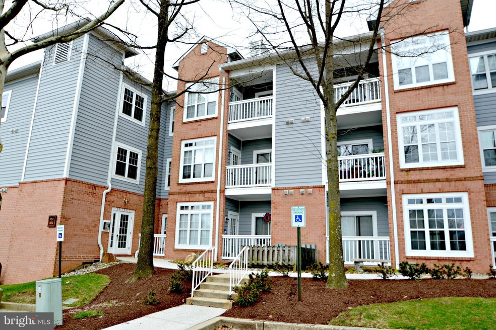 8824 Groffs Mill Dr unit 8824, Owings Mills, MD 21117 - photo 1