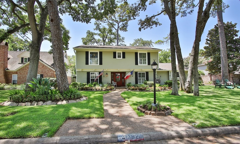 13627 Perthshire Rd, Houston, TX 77079 - photo 1