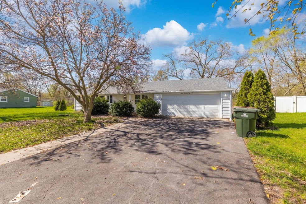 17810 Baker Ave, Country Club Hills, IL 60478 - photo 1