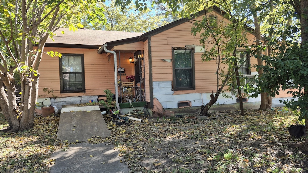 2838 Cherrywood Ave, Dallas, TX 75235 - photo 1