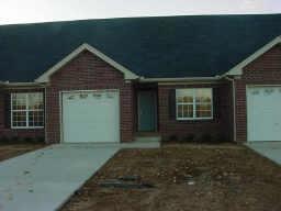 202 Johnstone Dr unit 202, Dickson, TN 37055 - photo 1