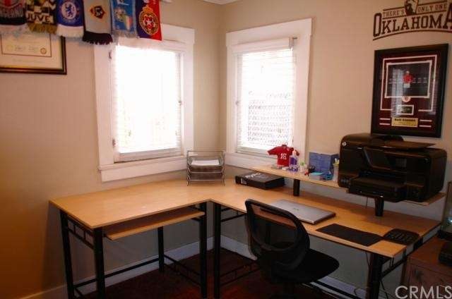 257 N Laurel Ave, Upland, CA 91786 - photo 1