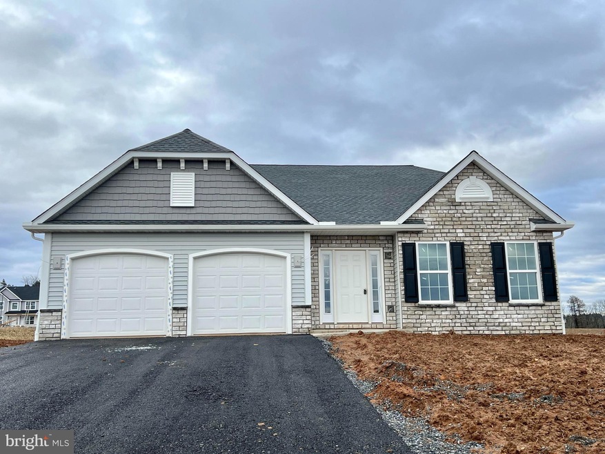 1012 Antonio Dr unit 42, Reading, PA 19605 - photo 1