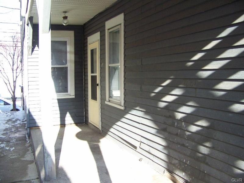 730 E 4th St unit 1, Bethlehem, PA 18015 - photo 1