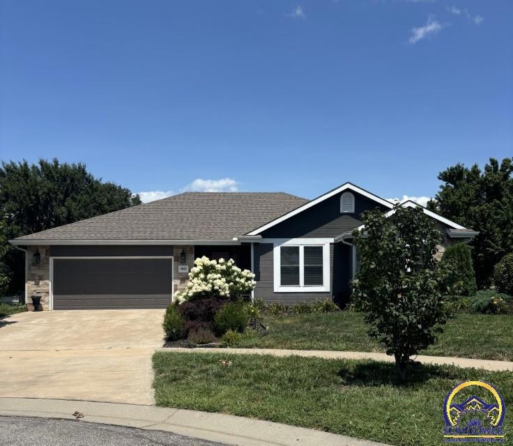 3603 SW Norman Ct, Topeka, KS 66610 - photo 1