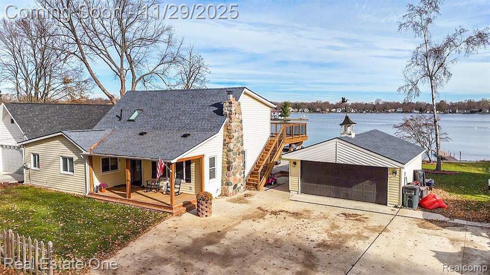 3802 Highland Ct, Highland, MI 48356 - photo 1